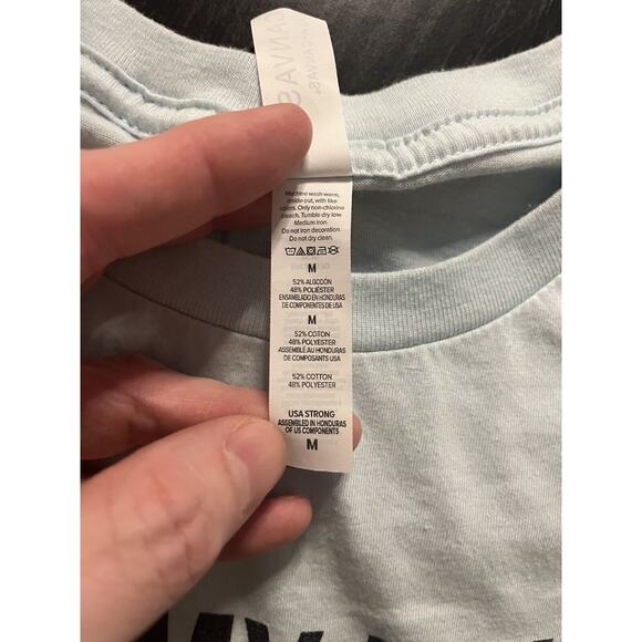 “Hold My Drink, I Gotta Pet This Dog” Bella + Canvas Tee – Size M - Picture 4 of 8